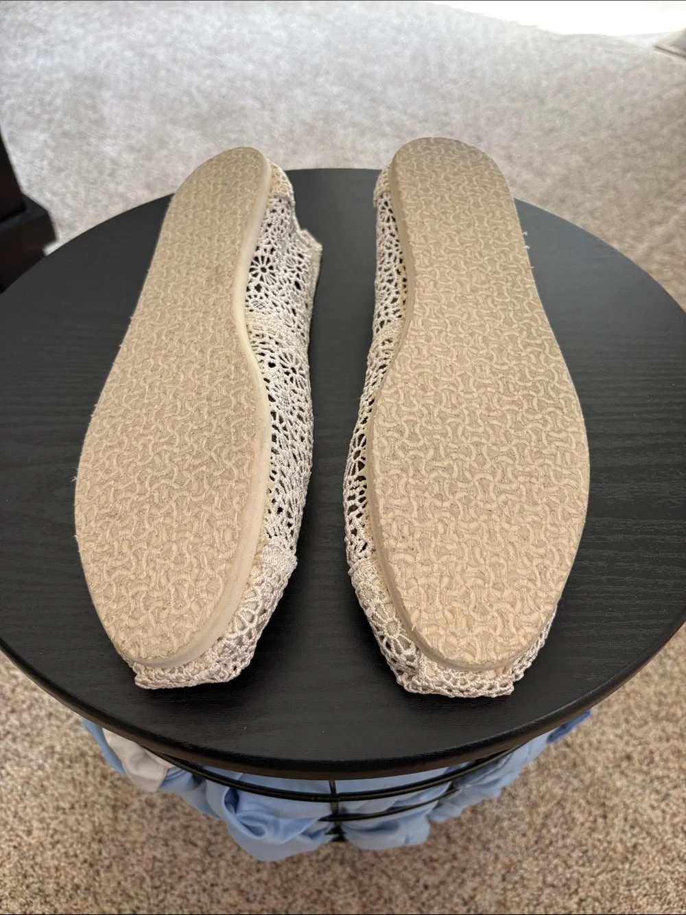 Toms delicate crochet